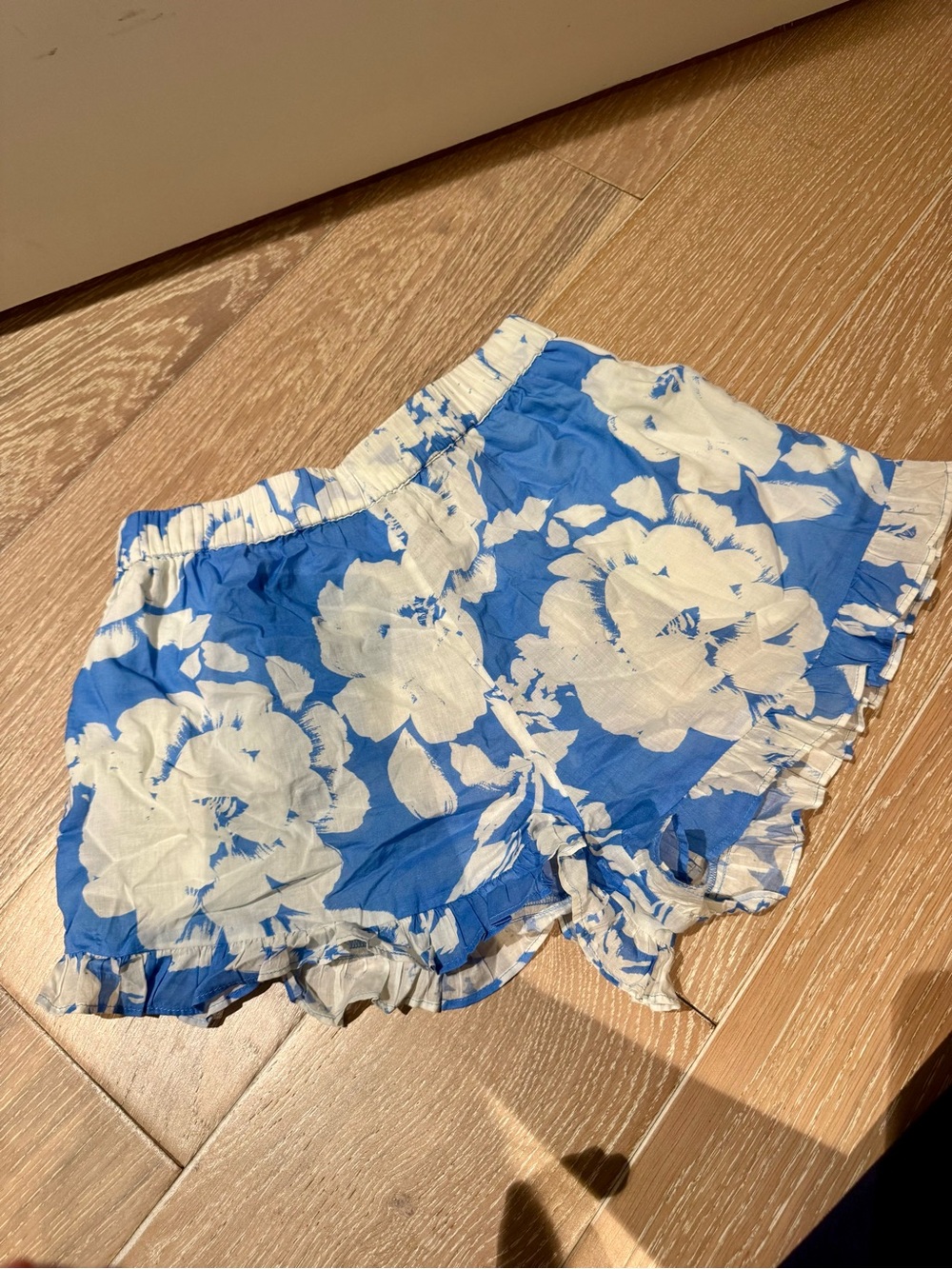 Tanya Taylor Blue and White Floral Ruffle High-Waist Shorts